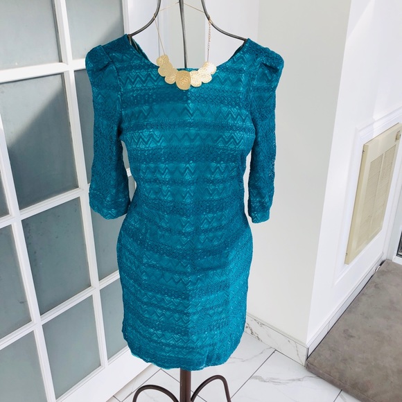 Tegan teal lace dress Sz 6 - Picture 1 of 6